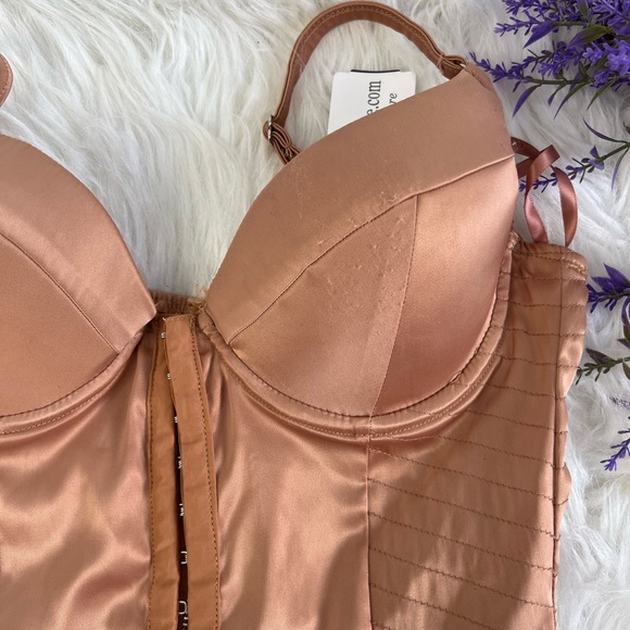 Windsor Corset Bodysuit - Picture 3 of 7